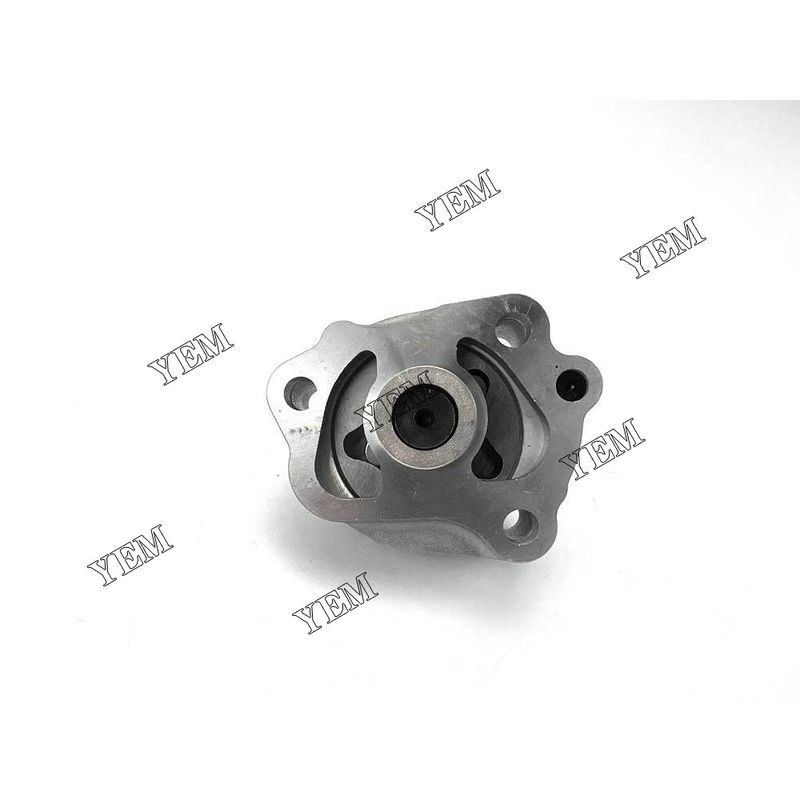 6670340 Oil Pump For Kubota D722 D902 Engine 316 320