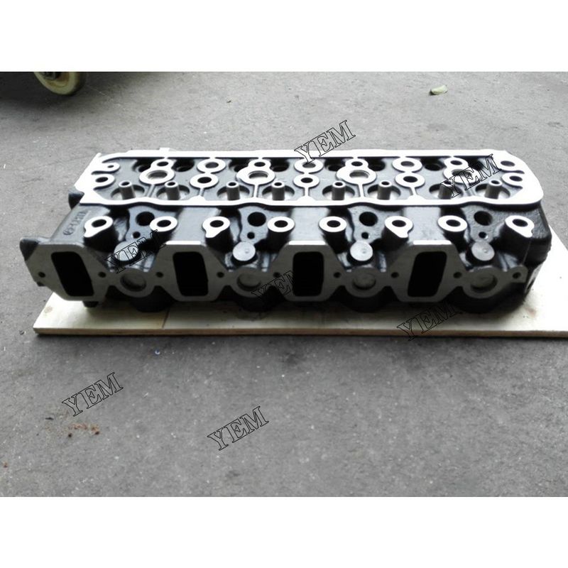 4D32 Cylinder Head Forklift Engine For Mitsubishi