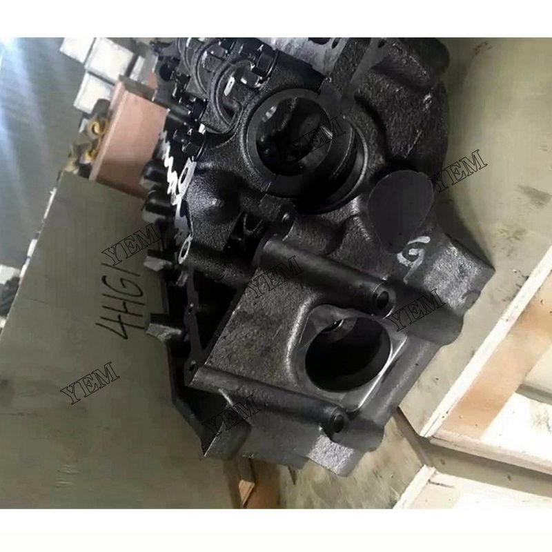4HG1 Cylinder Head For Isuzu Engine Spare Parts Genuine
